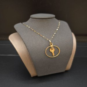 عقد المفتاح عيار18.وزن.1.6جرام