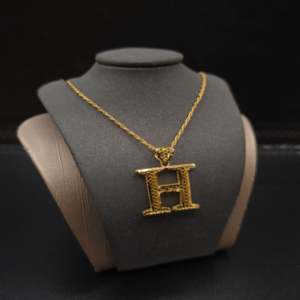 حرفh فاخر عيار 21.وزن.2.25جرام