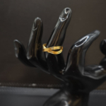 خاتم فاخر عيار21.وزن.4.1جرام