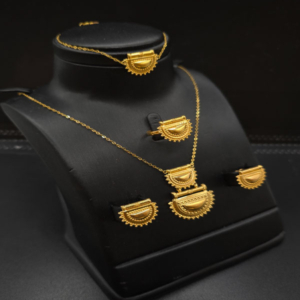 طقم شروق فاخر عيار21وزن.7.4جرام