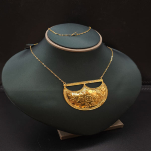 عقد البرقع فاخر عيار21.وزن.5.5جرام