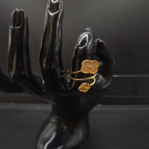 خاتم فاخر عيار21.وزن3.9جرام