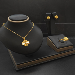 طقم الورده فاخر عيار21.وزن.3.9جرام