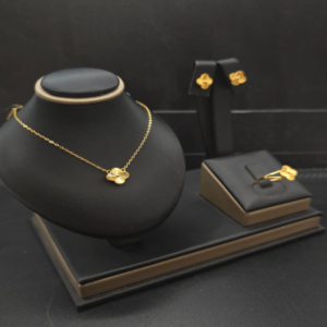 طقم فانكليف فاخر عيار21.وزن3.6جرام