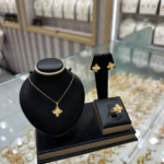 طقم برتكوين فاخر عيار21.وزن.3.8جرام